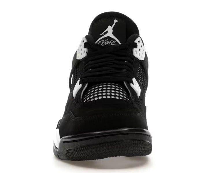 White Thunder 4s